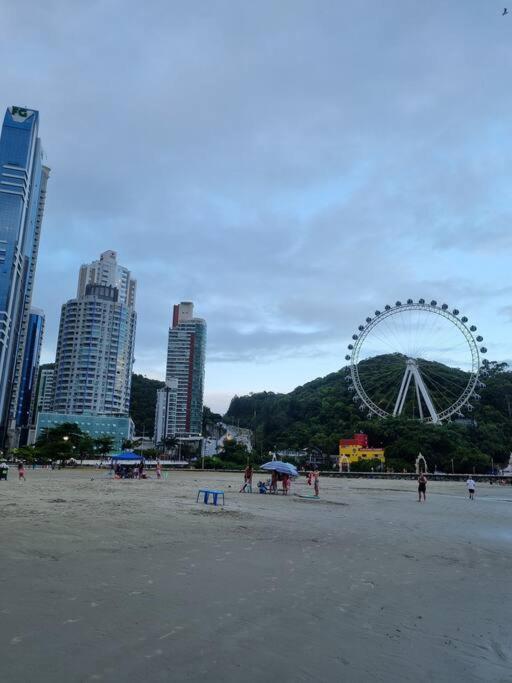 Piscina A Beira-mar, Tranquilidade E Qualidade No De Bc * Balneario Camboriu