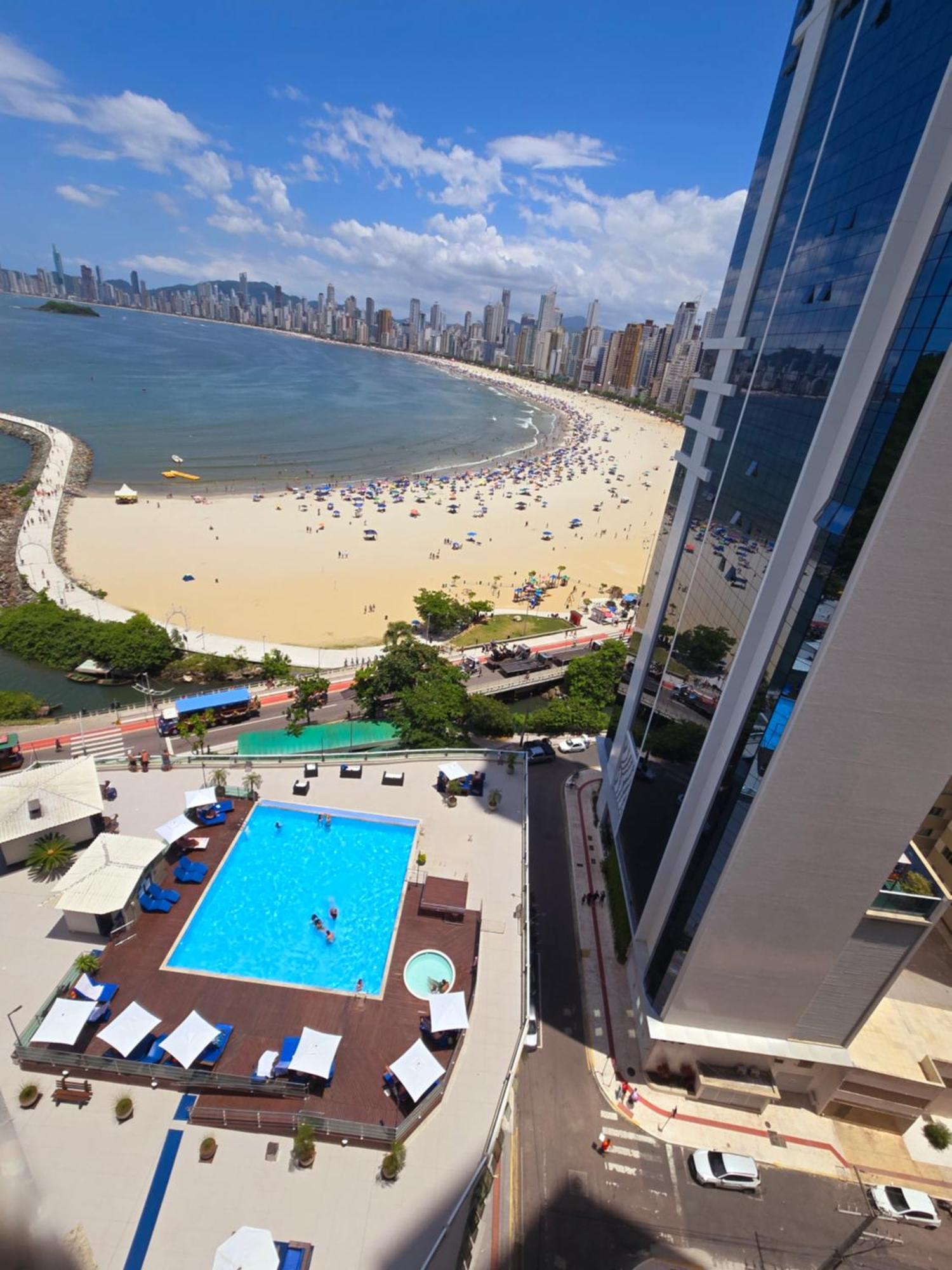 Piscina A Beira-mar, Tranquilidade E Qualidade No De Bc Apartment *
